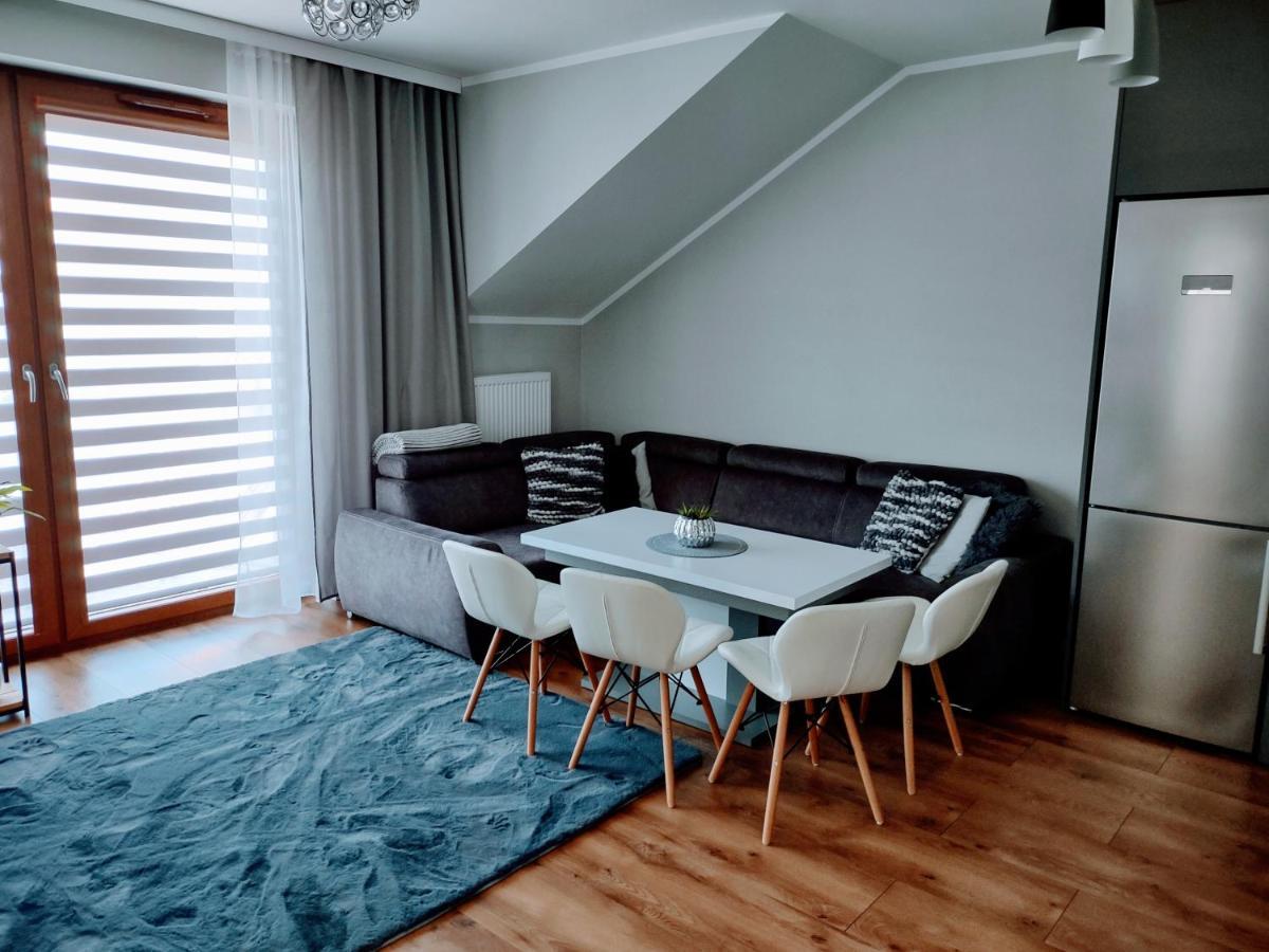 Ferienwohnung Apartament Kolobrzeg 3P Jarzebiny Czerwonej Exterior foto